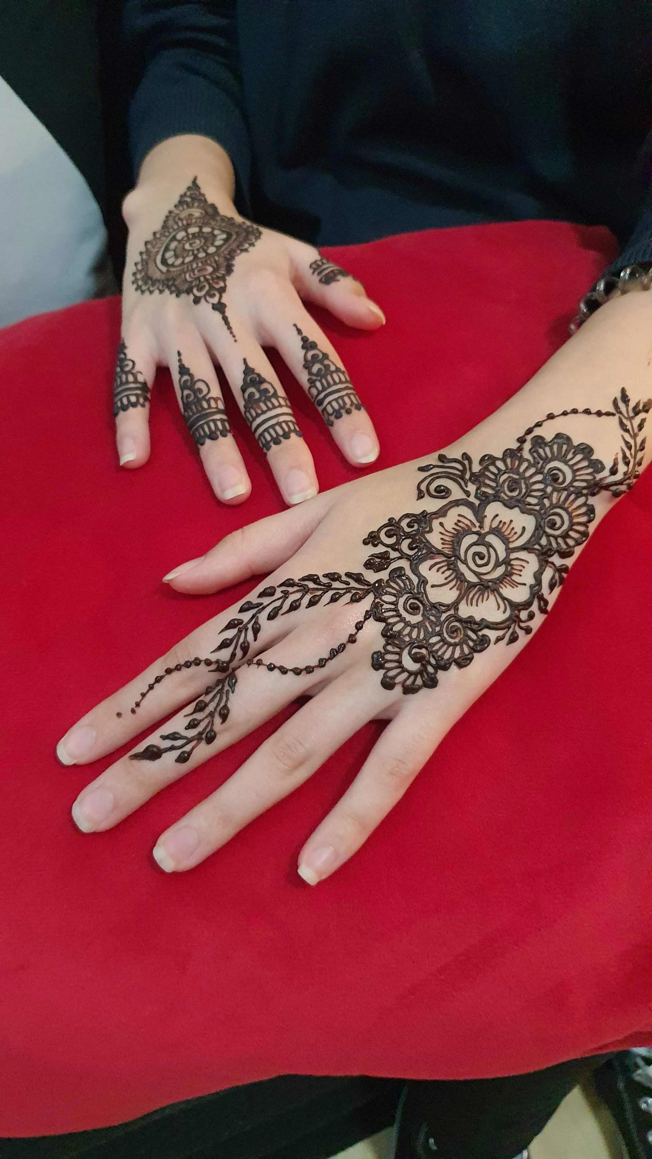 Party henna photo: Party 11