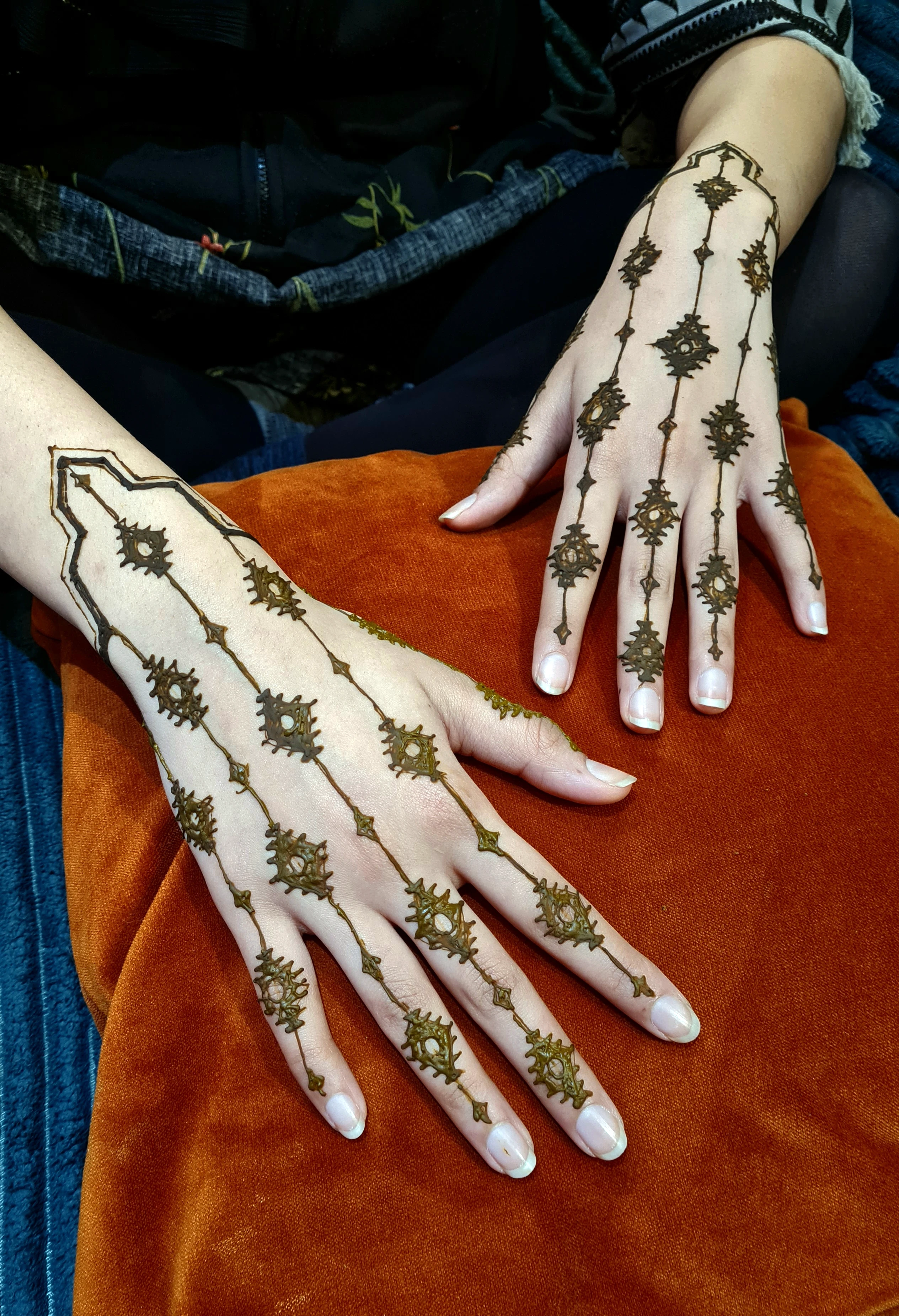 Party henna photo: Party 17