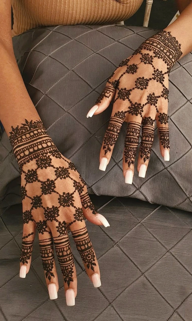 Party henna photo: Party 5